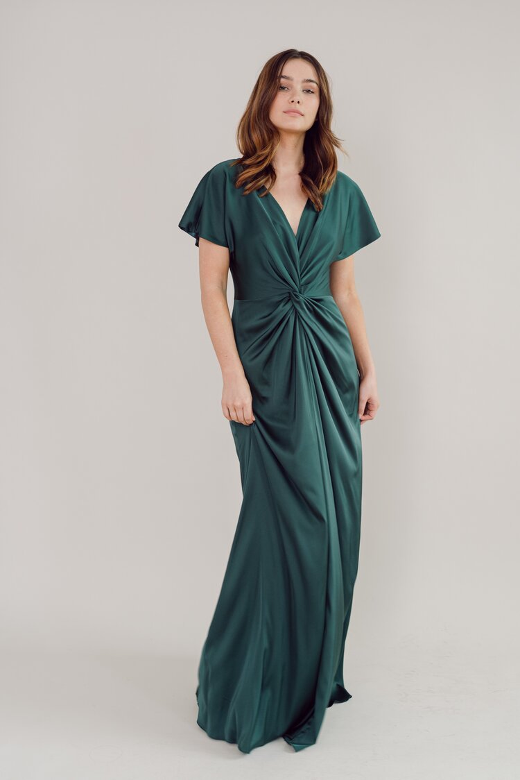 THTH Camilla Bridesmaid Dress in Emerald